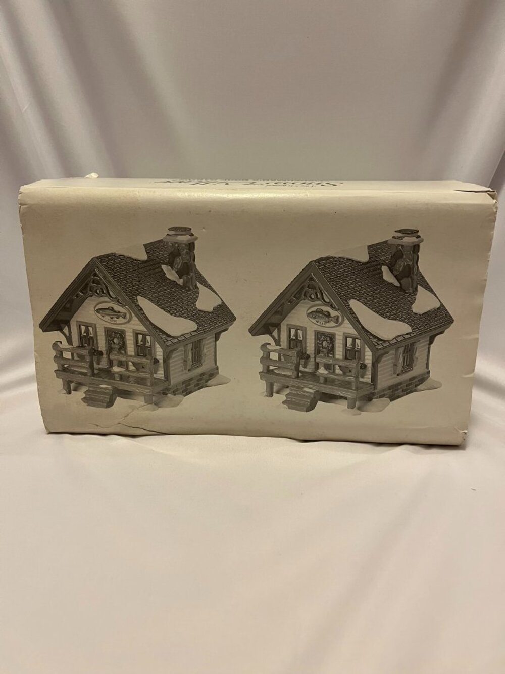 Department 56 Snow Village – Fisherman’s Nook Cabins (Trout & Bass) – Orig Box - Picture 16 of 16